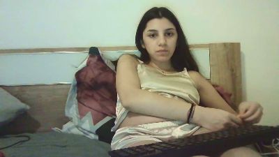 Ahotkittyxx webcam model stream image