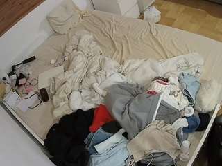 voyeurcam-julmodels-greybed-1 webcam model stream image