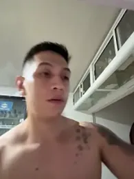 OliverWest04 webcam model stream image