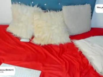 max_and_peter webcam model stream image