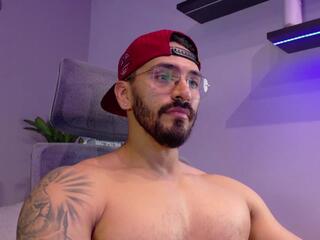 Thony Muscle webcam model stream image