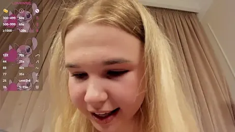 OdetteHarwick webcam model stream image