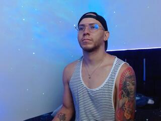 Sammuel Rogers webcam model stream image