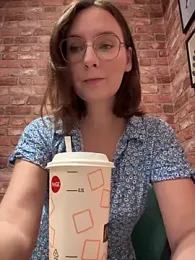 The_Snowwhitee webcam model stream image