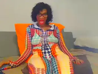 ModelZoee webcam model stream image