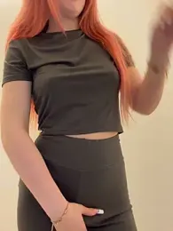 Holly-Glamour webcam model stream image