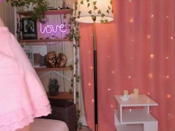 LilithVermillion webcam model stream image