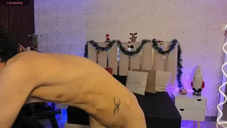 kaelwolf_tay webcam stripchat model stream image