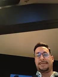 Кадр эфира leolim220 на stripchat