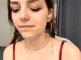 Miranda Sampaga webcam model stream image