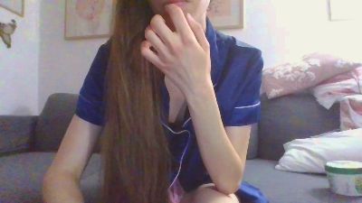 Nanahings webcam model stream image