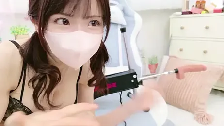 -minami- webcam model stream image