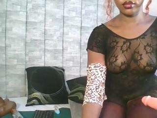 curvymelanin webcam camsoda model stream image