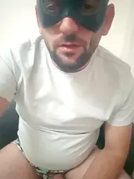 mertBy webcam model stream image