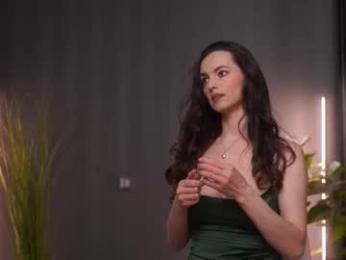 calliadesigner webcam model stream image