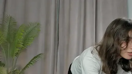 TarahCayne webcam model stream image