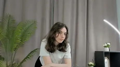 TarahCayne webcam model stream image