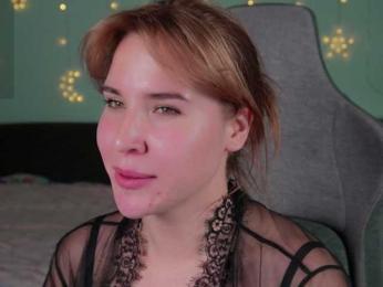 Simochkaa webcam model stream image