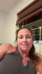 Surferchick222 webcam cam4 model stream image