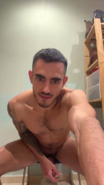 AlejandroAlpha webcam cam4 model stream image