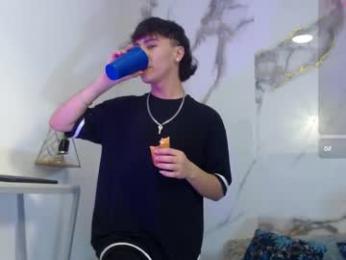 xandergrey8 webcam model stream image