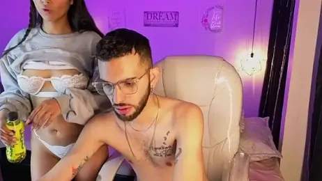 annie_and_ryan webcam model stream image