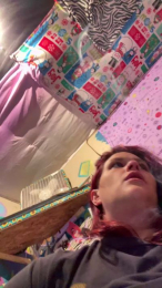 Spicylilmama webcam model stream image