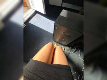 AmberLove12 webcam model stream image