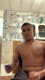 MARENTO23CMM webcam model stream image