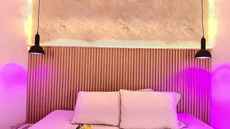 big_tits_in_your_face webcam model stream image