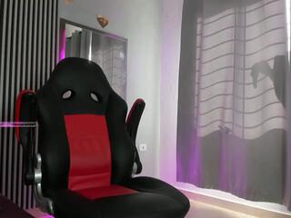 Mikey Banji webcam model stream image