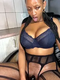 teddy04 webcam model stream image