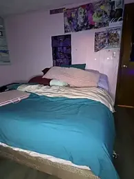 Jennysbakery webcam model stream image