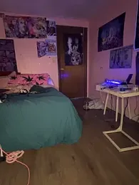 Jennysbakery webcam model stream image