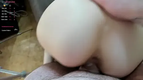 Browni_Kiss webcam stripchat model stream image