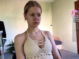 Emelina Carpio webcam model stream image