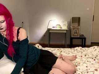 shenadeblois webcam model stream image