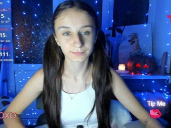 KikNika webcam model stream image