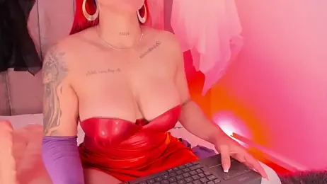 cami_rouxxx_ webcam model stream image