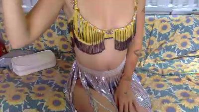 dafnesqueeze webcam model stream image