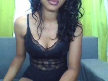 HotgirlURIEL webcam model stream image