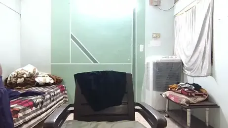 cute_little_twink webcam model stream image