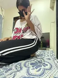 Cute_Zaina webcam stripchat model stream image