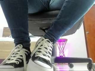 alma-fenix webcam model stream image