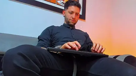 Supreme_Alpha webcam model stream image