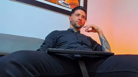 Supreme_Alpha webcam model stream image