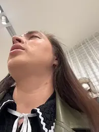 Holly_Play webcam model stream image