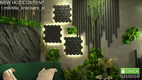 ella_knockers_xl webcam model stream image