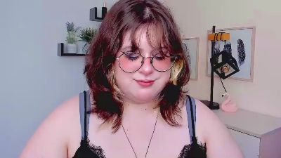 OpheliaLush webcam model stream image