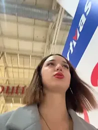 DollyTall webcam stripchat model stream image